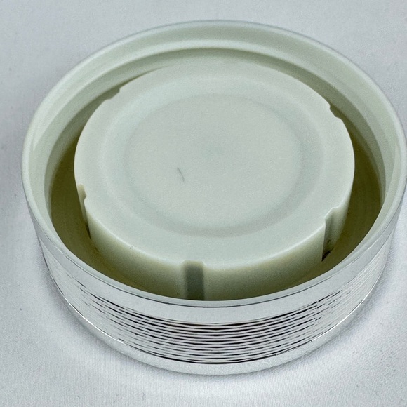 My Neighbor Totoro Ceramic Mug with Lid - Picture 7 of 9